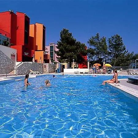Albona & Lejlighedshotel 3*