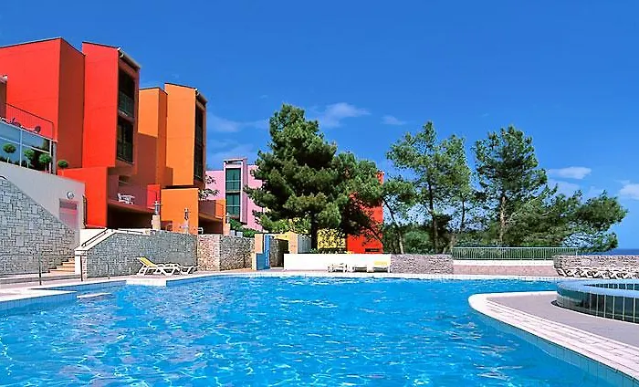 Albona & Ξενοδοχείο με διαμερίσματα