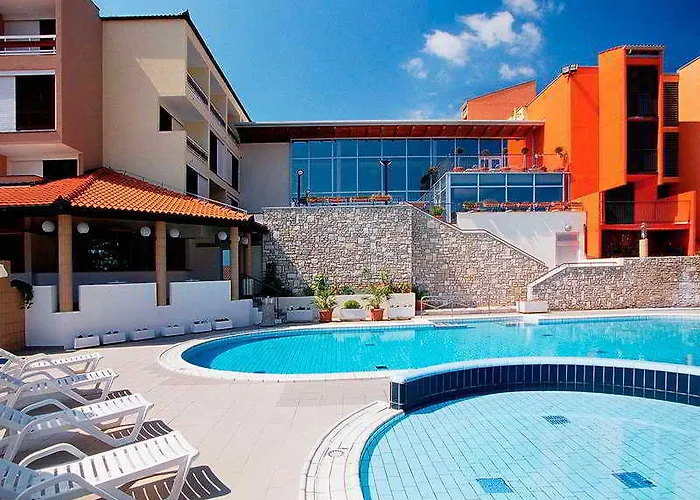 Albona & Ξενοδοχείο με διαμερίσματα Rabac