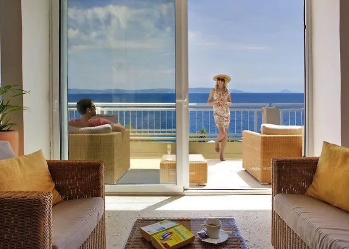 Albona & Ξενοδοχείο με διαμερίσματα