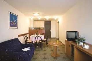 Albona & Lejlighedshotel 3*